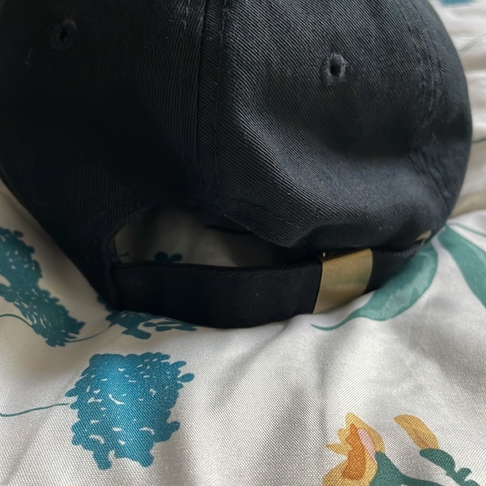 CATCH FLIGHTS NOT FEELINGS hat with adjustable strap one size - Picture 3 of 6